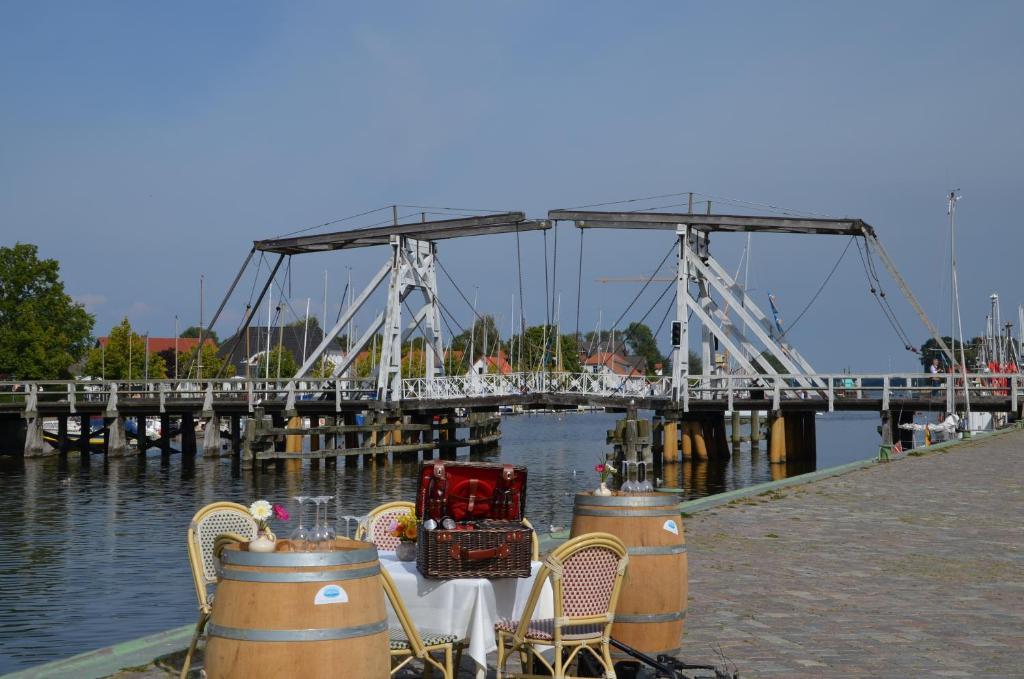 Hotel Zur Bruecke Greifswald Zewnętrze zdjęcie